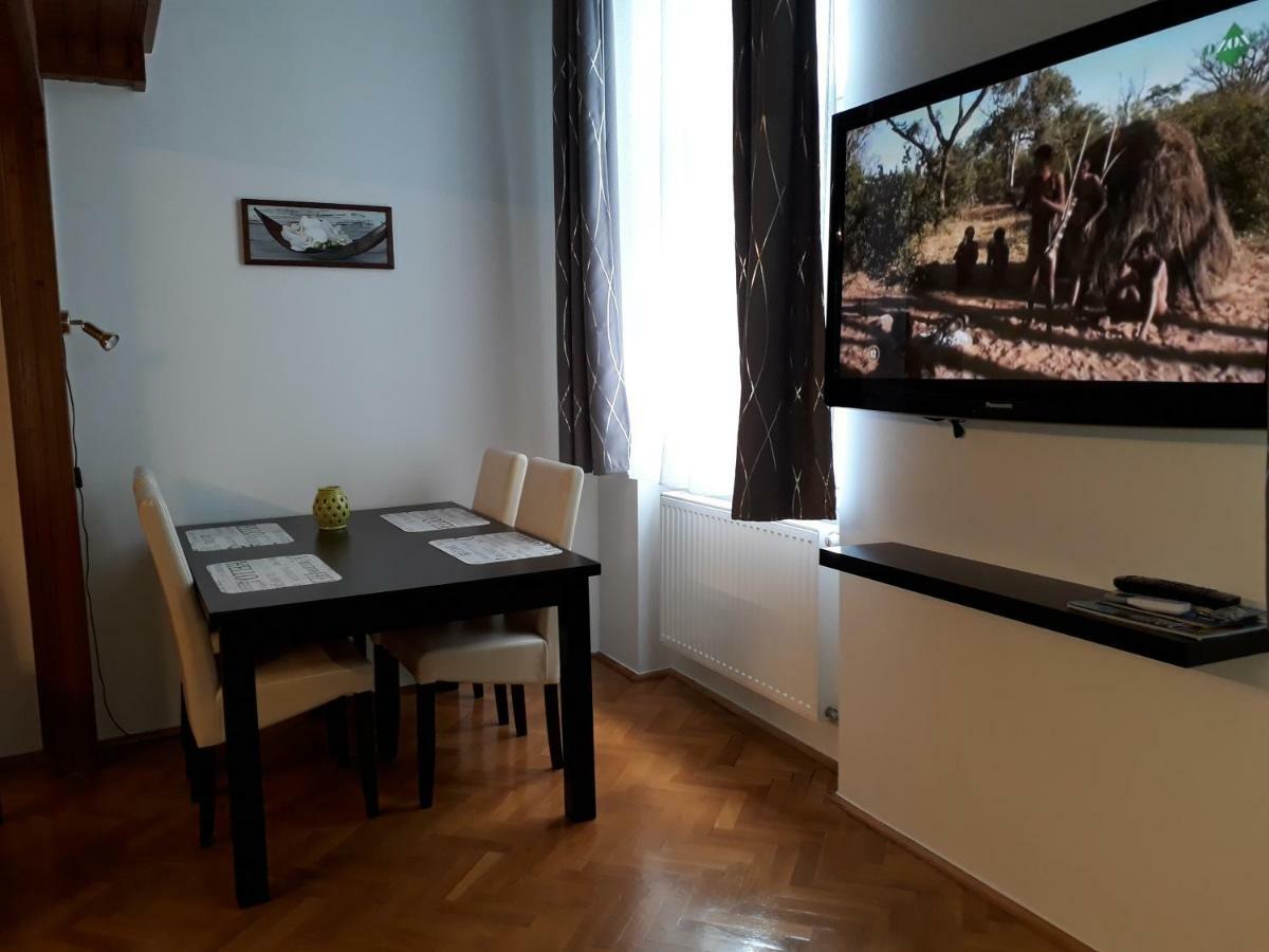 Sunny City Center Pécs Zewnętrze zdjęcie