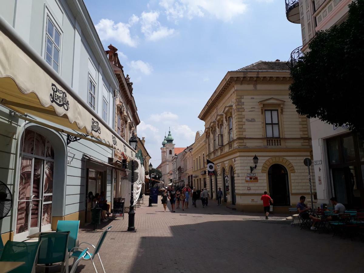 Sunny City Center Pécs Zewnętrze zdjęcie